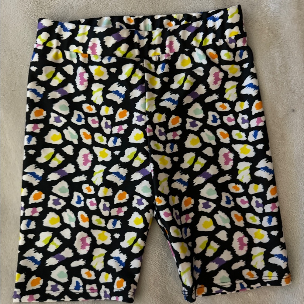 Pixie Lane Leopard stretch shorts Size 9/10 Never worn